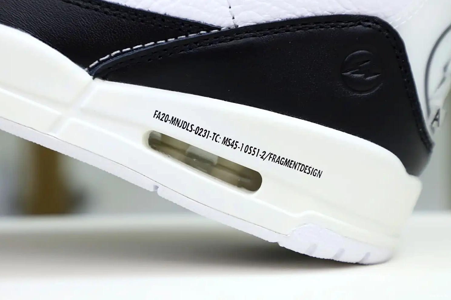 JORDAN DESIGN 'WHITE' 3 AIR X RETRO SP FRAGMENT Kimikick 0816